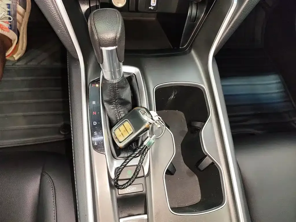 Honda Accord 2021 из CN, фото 5