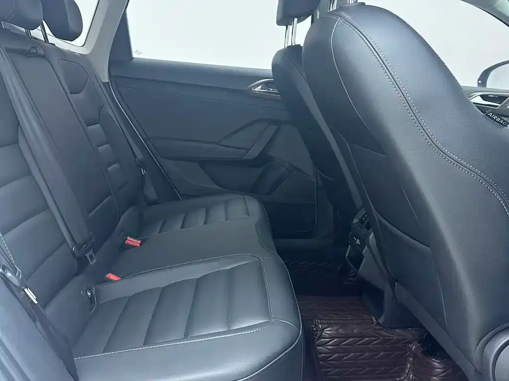 Volkswagen Tharu 2022 из CN, фото 10