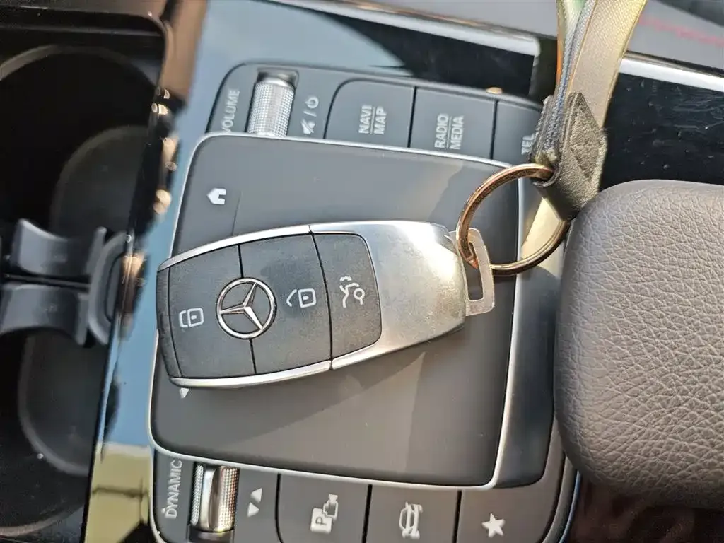 Mercedes-Benz A-Class 2024 из CN, фото 8
