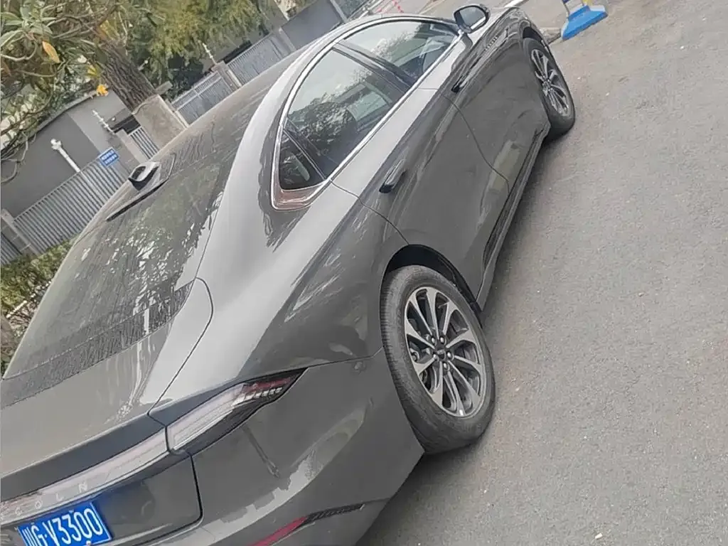 Lincoln Z 2024 из CN, фото 2