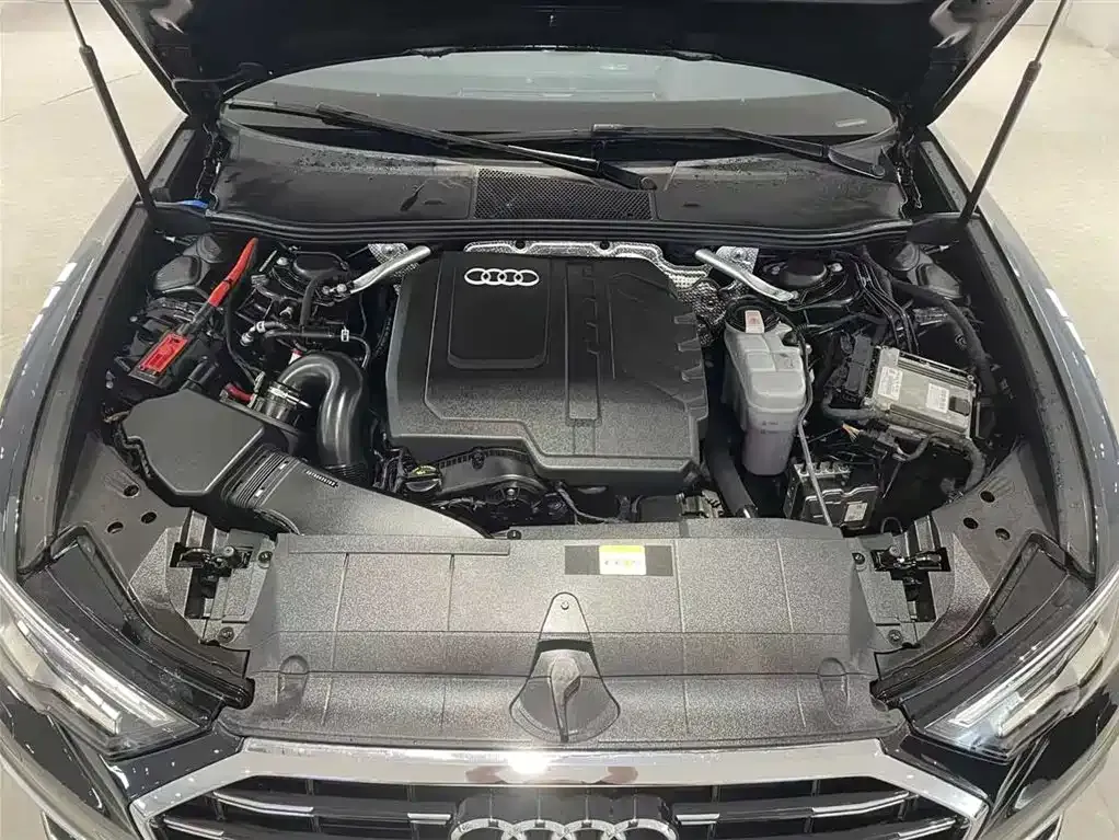 Audi A6L 2025 из CN, фото 9