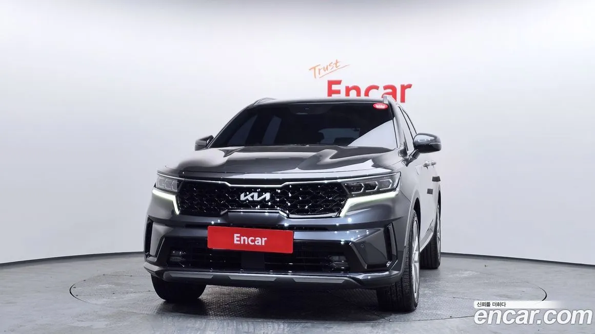 Kia Sorento 2023 из KR, фото 2