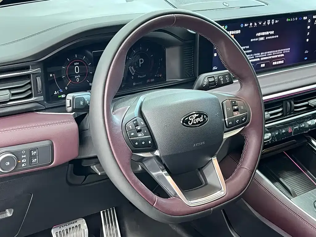 Ford Explorer 2024 из CN, фото 9