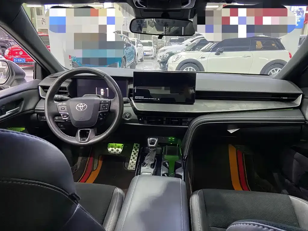 Toyota Camry 2024 из CN, фото 2