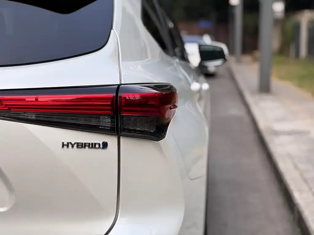 Toyota Highlander 2022 из CN, фото 7