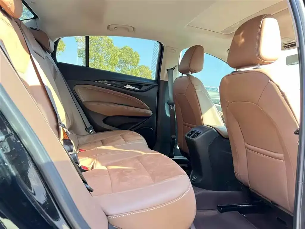 Buick Regal 2023 из CN, фото 5
