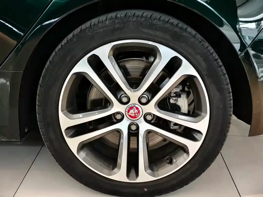 Jaguar XEL 2023 из CN, фото 7