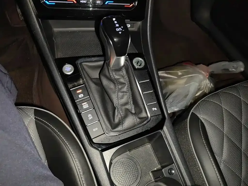 Volkswagen Sagitar 2022 из CN, фото 10