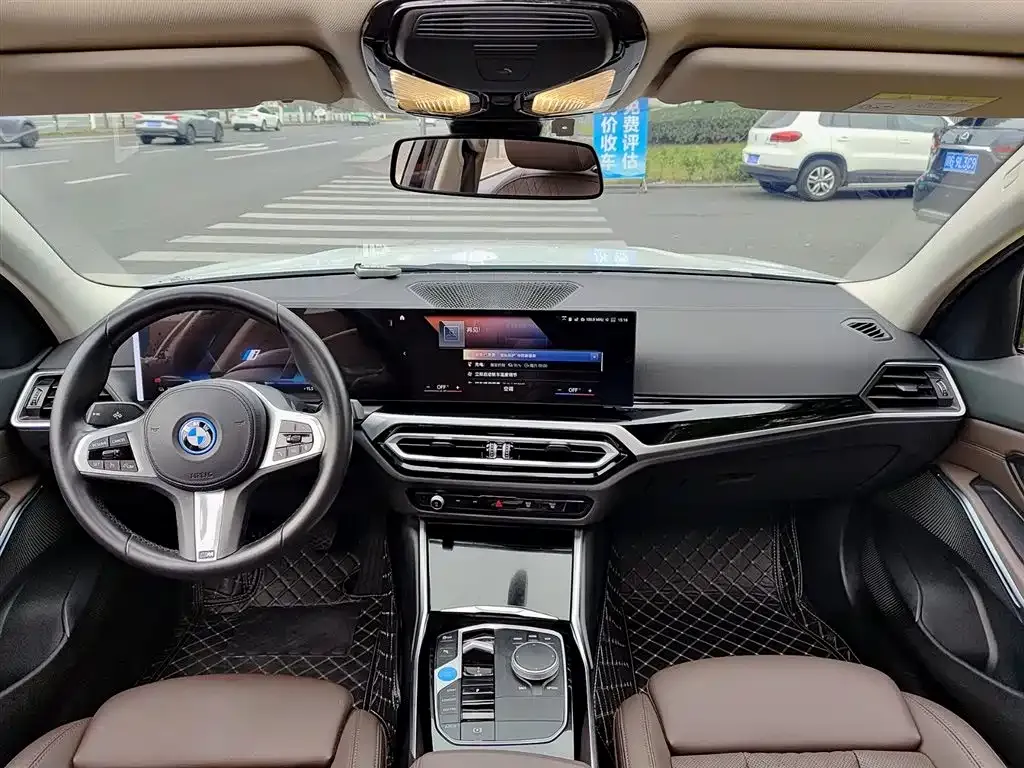 BMW i3 2023 из CN, фото 4