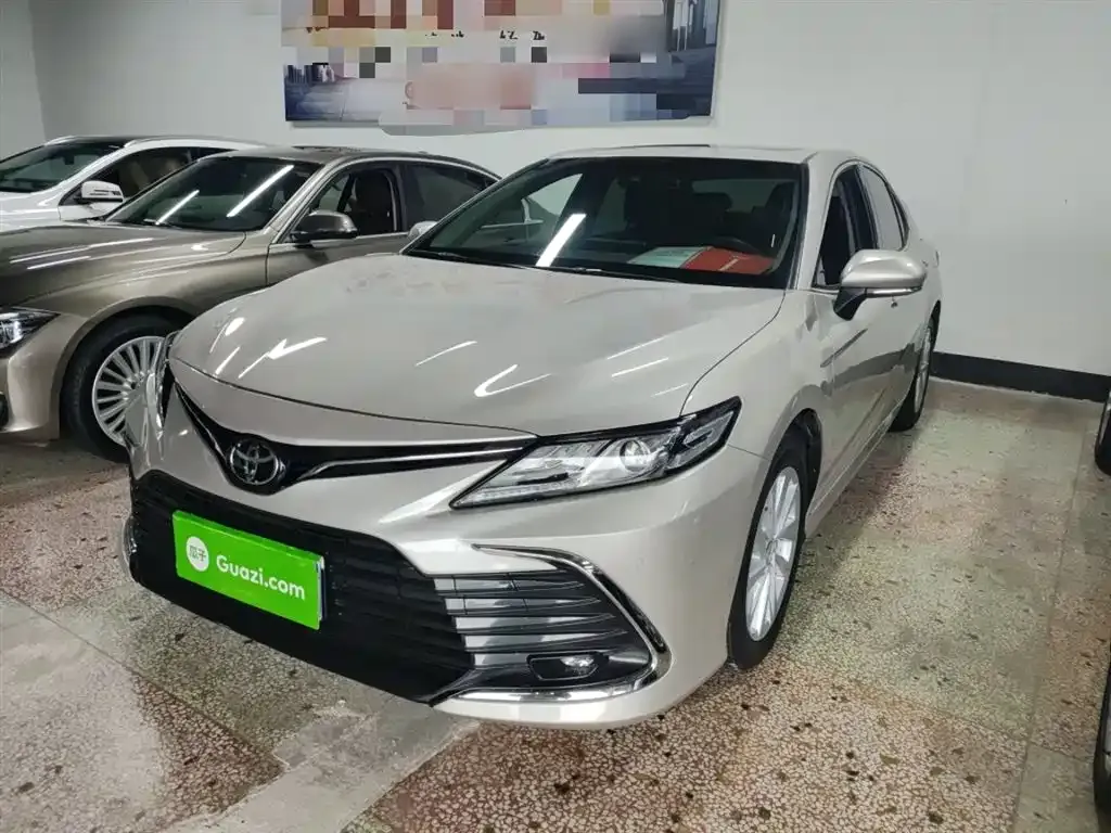 Toyota Camry 2023 из CN, фото 7