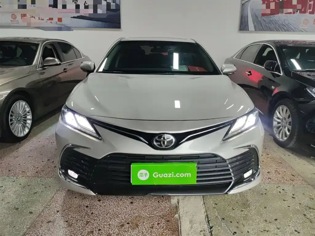 Toyota Camry 2023 из CN, фото 3