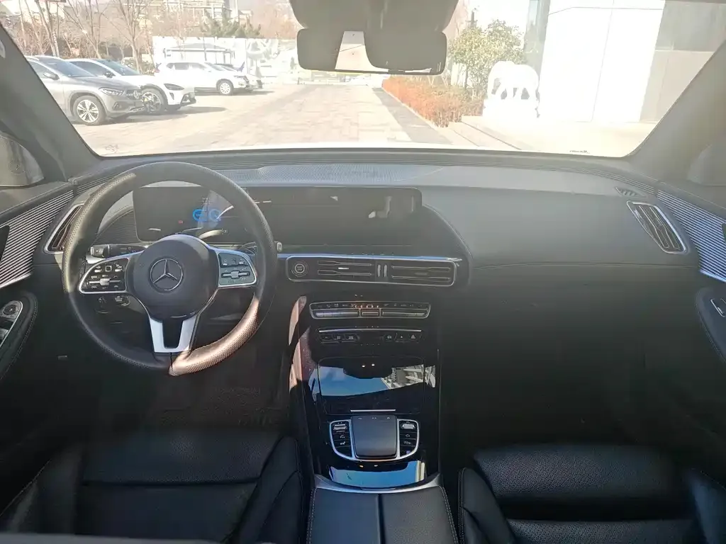 Mercedes-Benz EQC 2023 из CN, фото 9