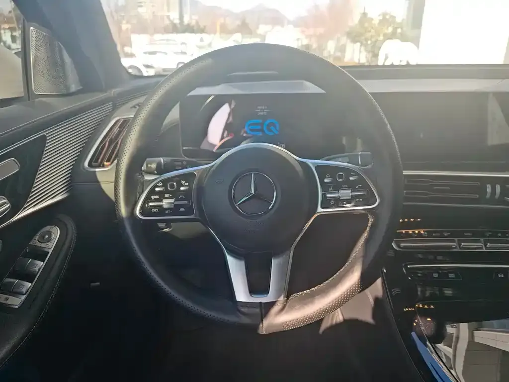 Mercedes-Benz EQC 2023 из CN, фото 3