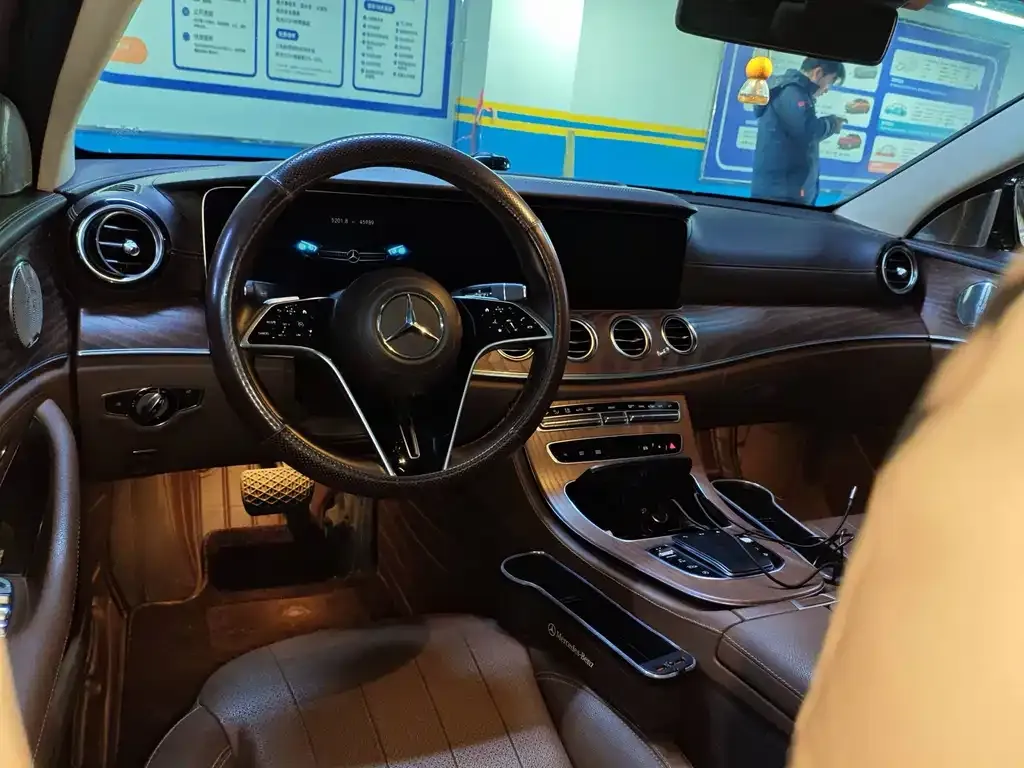 Mercedes-Benz E-Class 2023 из CN, фото 4