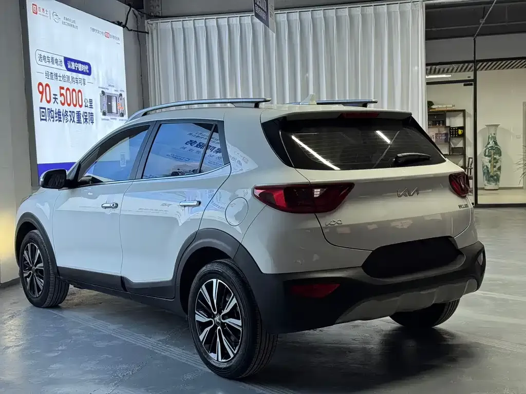 Kia KX1 2022 из CN, фото 6