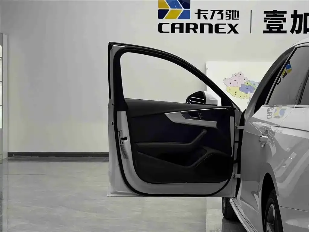 Audi A4L 2024 из CN, фото 4