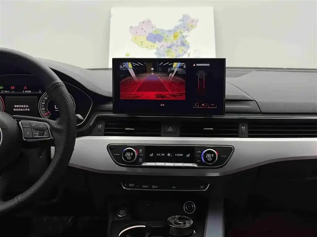 Audi A4L 2024 из CN, фото 2