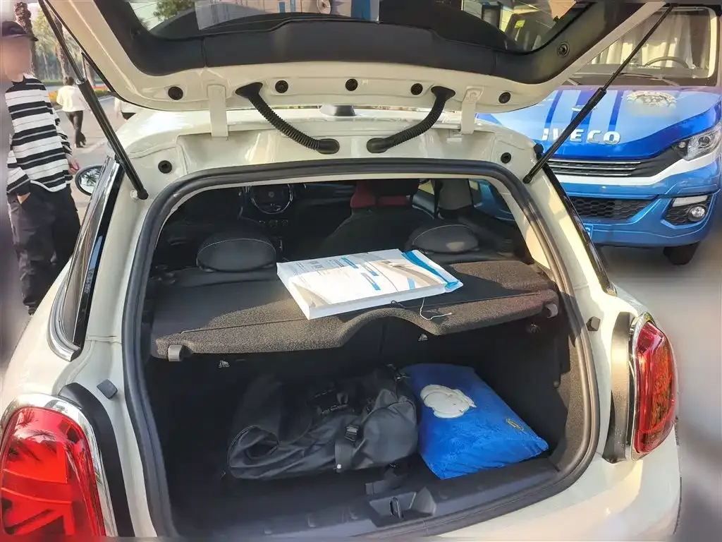 MINI Cooper (3-door) 2021 из CN, фото 3