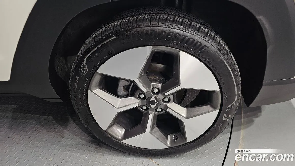 KG Mobility (Ssangyong) Torres — фото 9