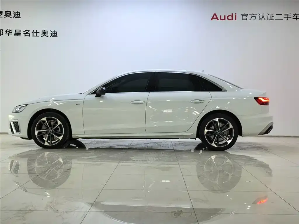 Audi A4L 2023 из CN, фото 6