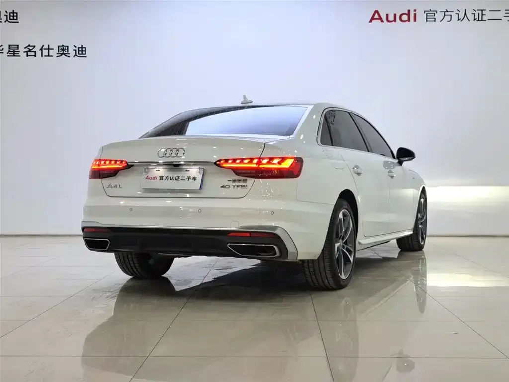 Audi A4L 2023 из CN, фото 9