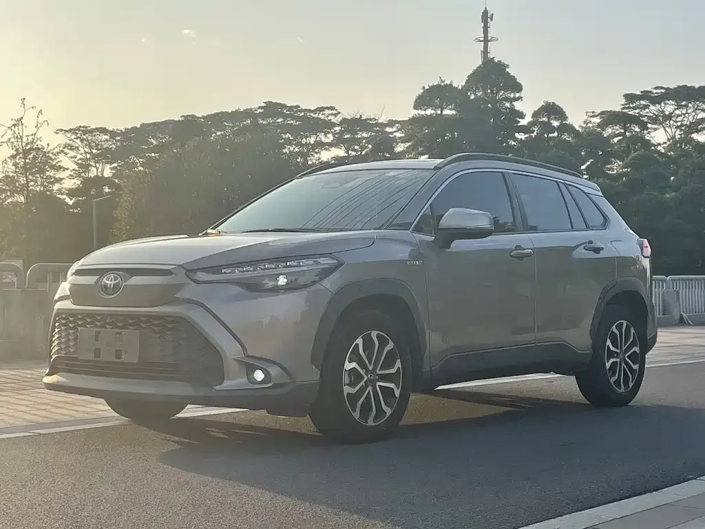 Toyota Frontlander 2023 из CN, фото 1