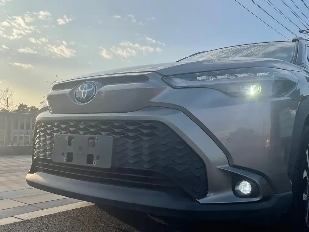 Toyota Frontlander 2023 из CN, фото 2