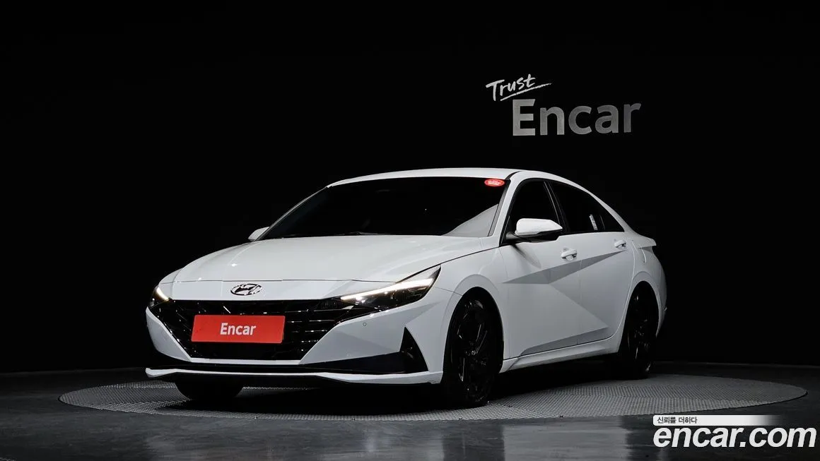 Hyundai AVANTE 2023 из KR, фото 1