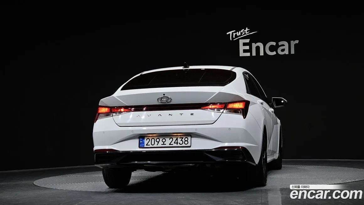 Hyundai AVANTE 2023 из KR, фото 4