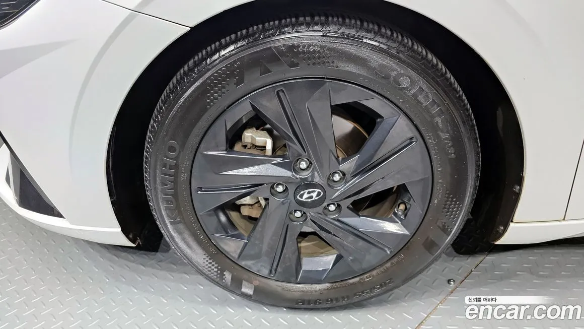 Hyundai AVANTE 2023 из KR, фото 7