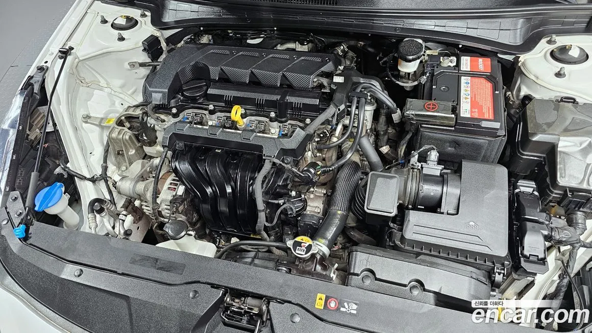 Hyundai AVANTE 2023 из KR, фото 10