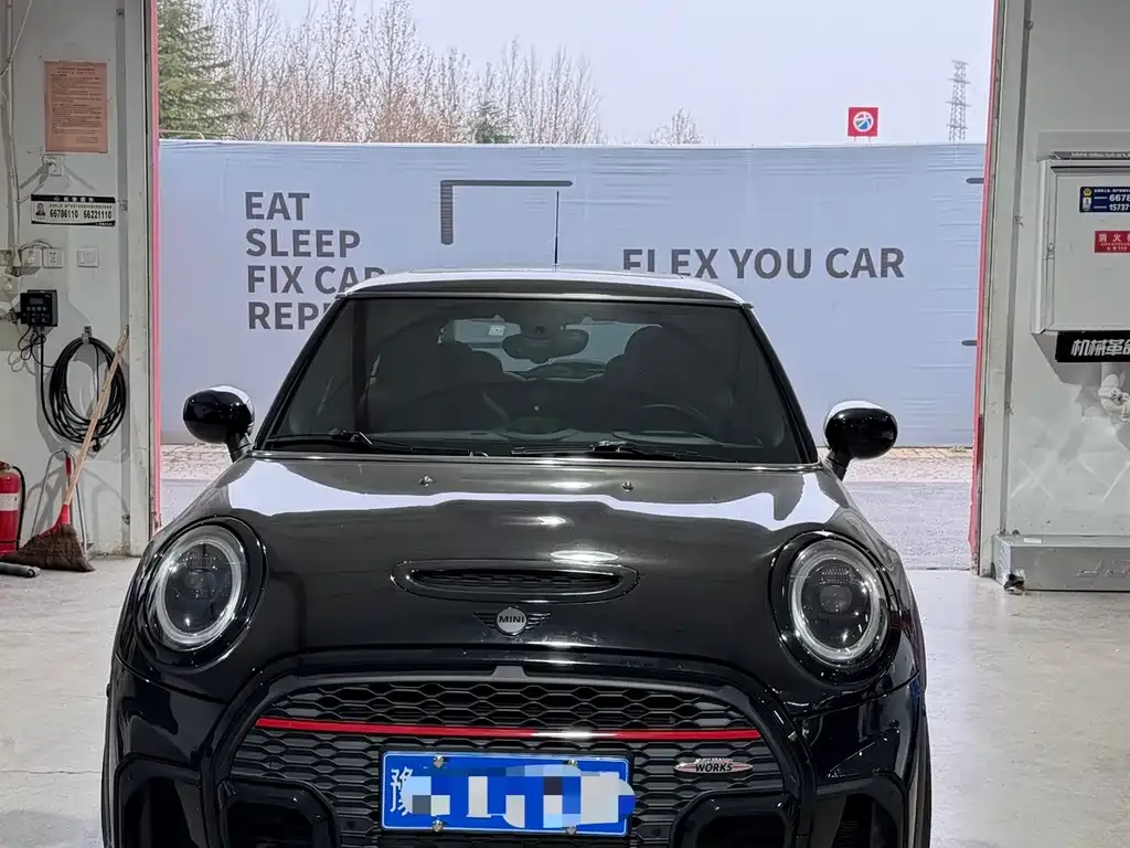MINI JCW (John Cooper Works) 2021 из CN, фото 2