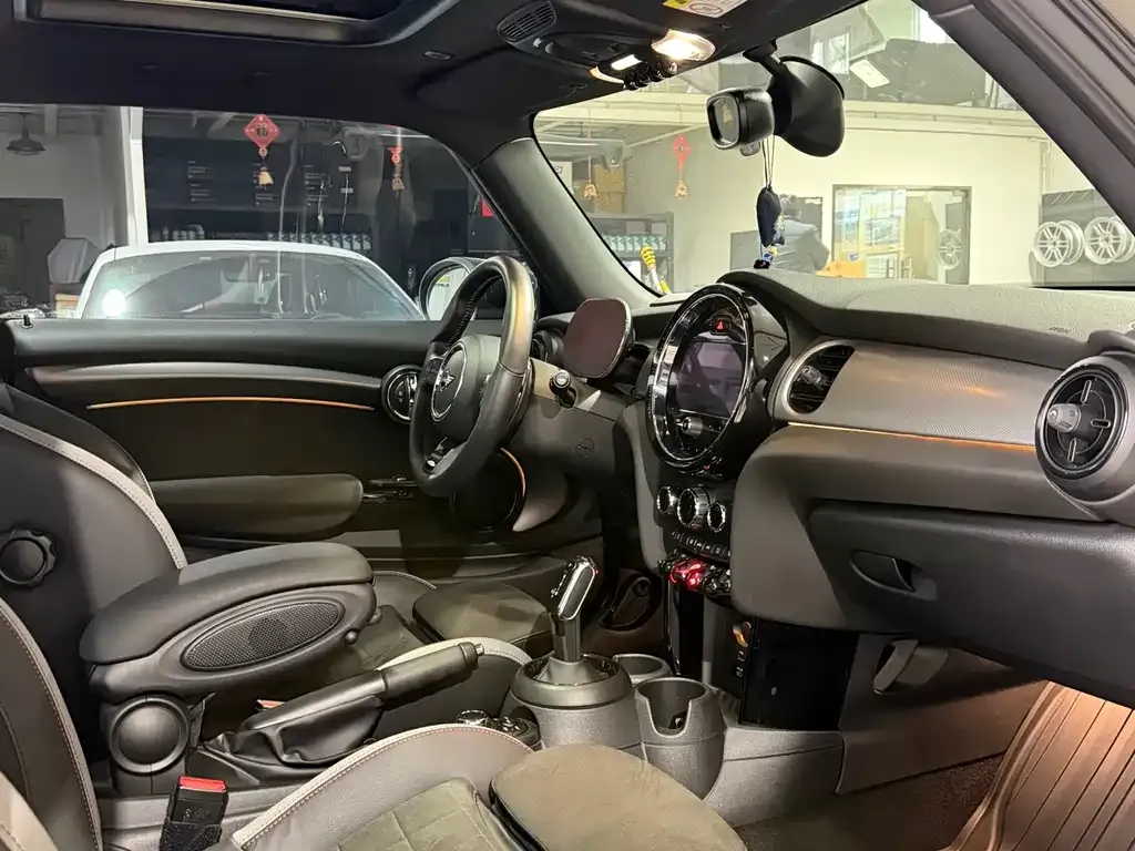 MINI JCW (John Cooper Works) 2021 из CN, фото 3