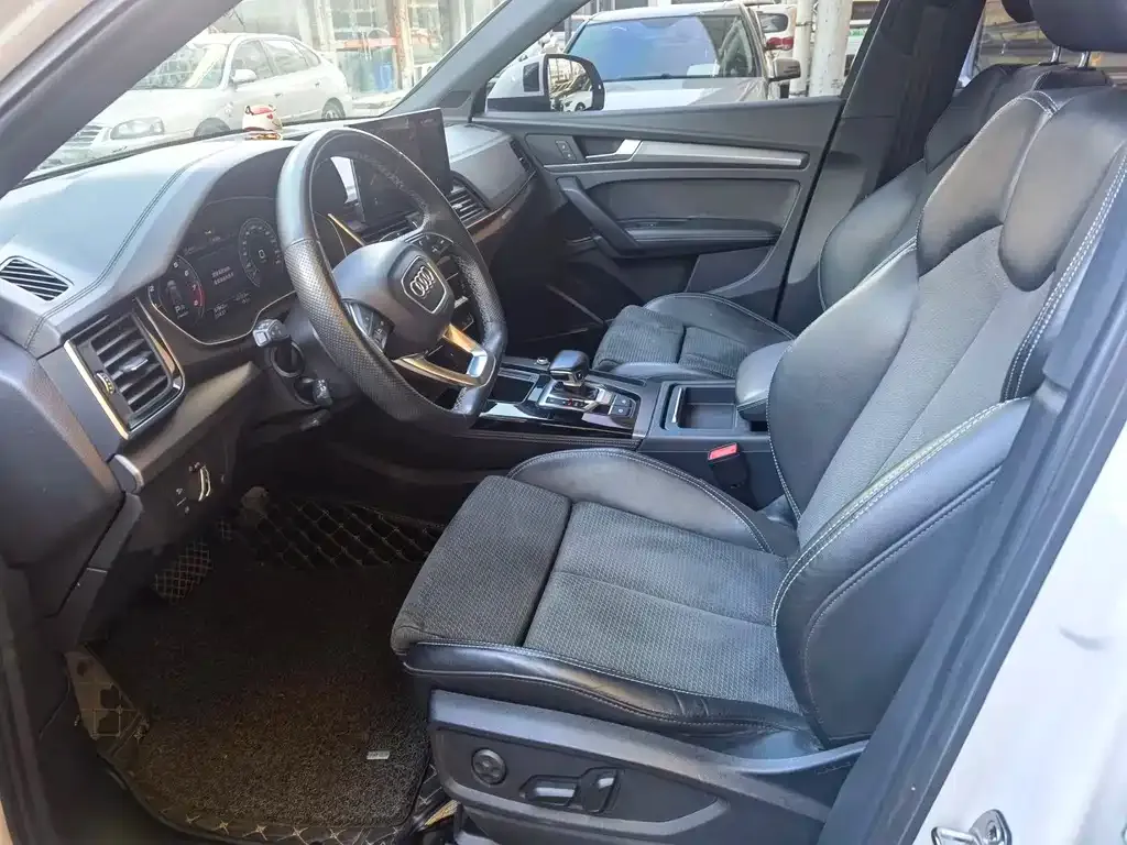 Audi Q5L Sportback 2022 из CN, фото 3