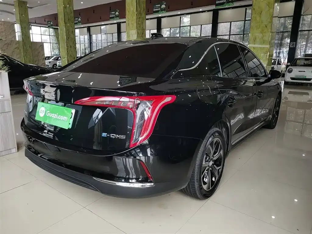 Hongqi E-QM5 2023 из CN, фото 9
