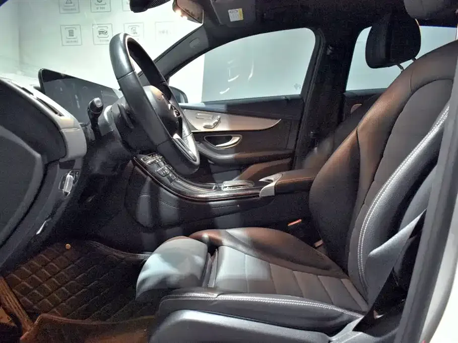 Mercedes-Benz EQC 2022 из CN, фото 10