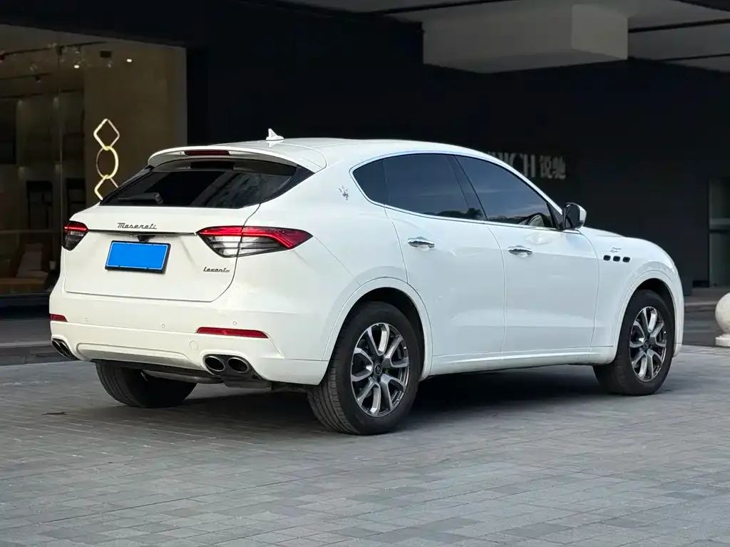 Maserati Levante 2023 из CN, фото 3