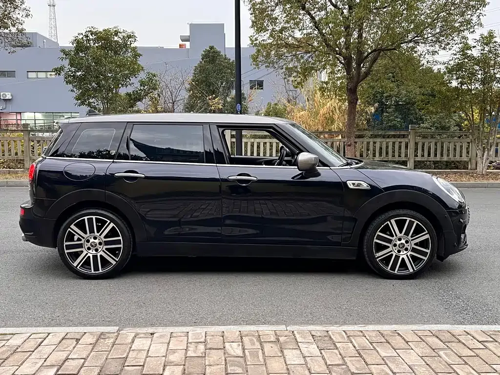 [object Object] Mini Clubman 2021 из CN, фото 4
