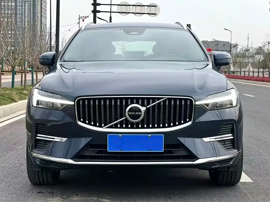 Volvo XC60 2021 из CN, фото 2