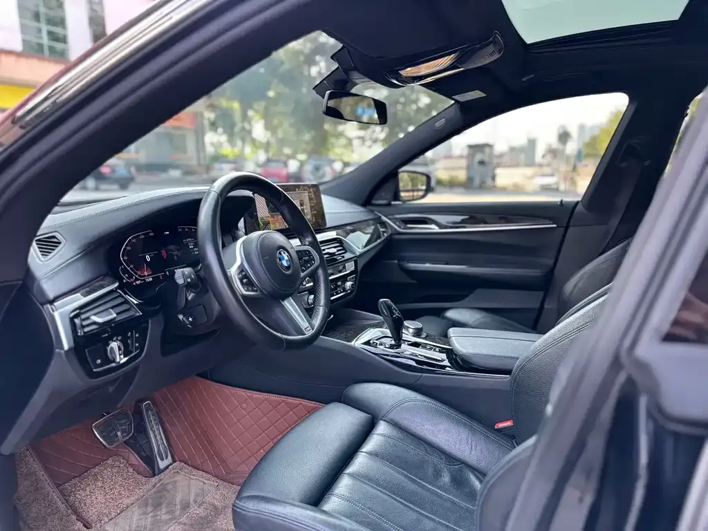 BMW 6 Series GT 2023 из CN, фото 4
