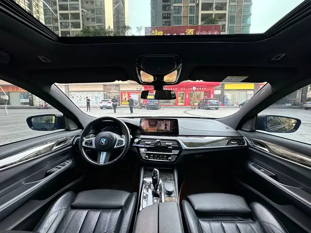 BMW 6 Series GT 2023 из CN, фото 2