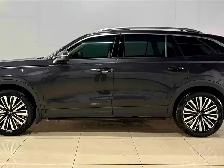 Volkswagen Tavendor 2023 из CN, фото 8