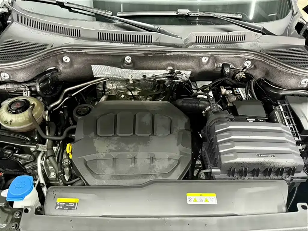 Volkswagen Tavendor 2023 из CN, фото 7
