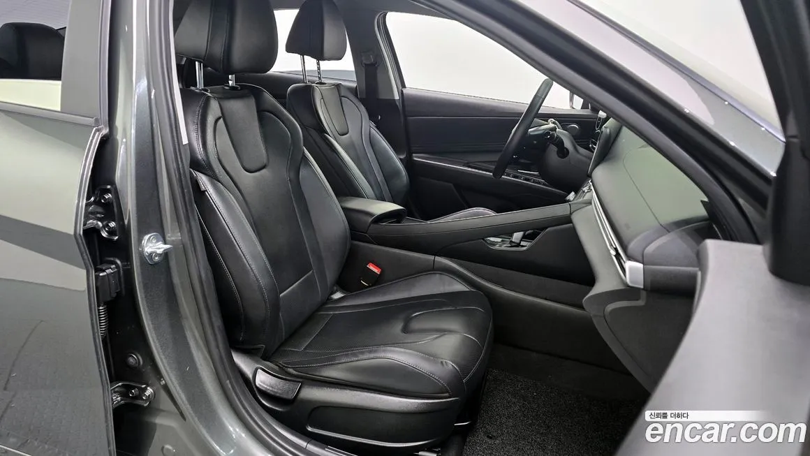 Hyundai AVANTE 2021 из KR, фото 10