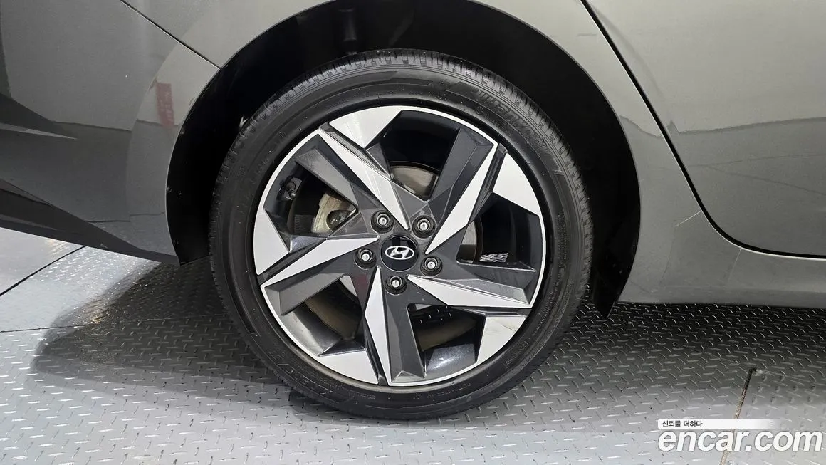 Hyundai AVANTE 2021 из KR, фото 4