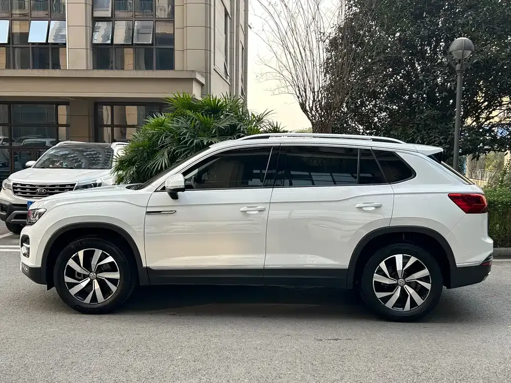 Volkswagen Tayron 2022 из CN, фото 9