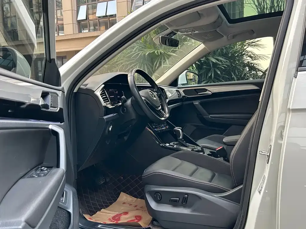 Volkswagen Tayron 2022 из CN, фото 8