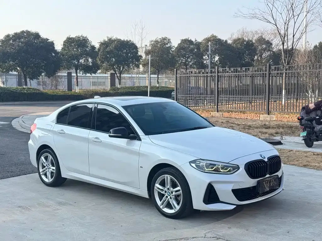BMW 1 Series 2022 из CN, фото 8