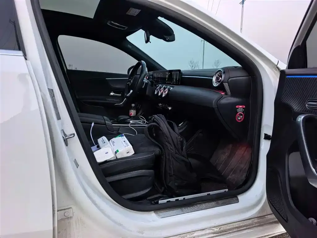 Mercedes-Benz A-Class 2023 из CN, фото 4