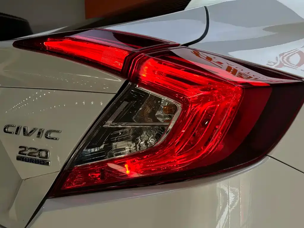 Honda Civic 2021 из CN, фото 10